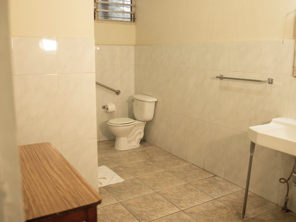 Eco Hotel Mariscal 59/59