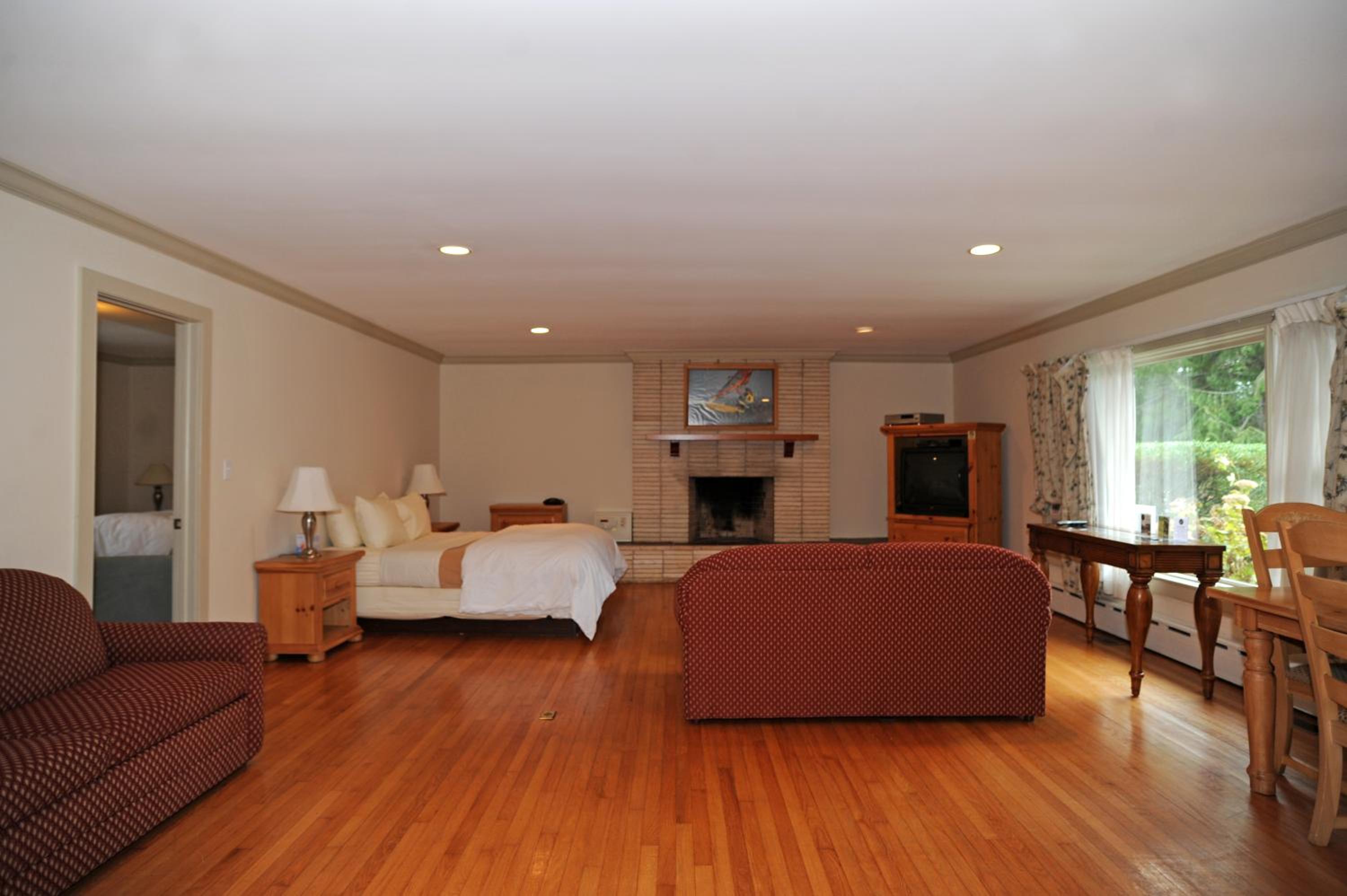 Southampton Long Island Hotel 38/50