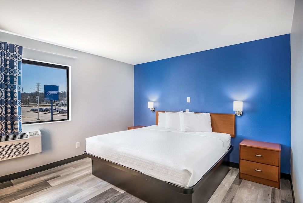 Americas Best Value Inn East Peoria 24/34