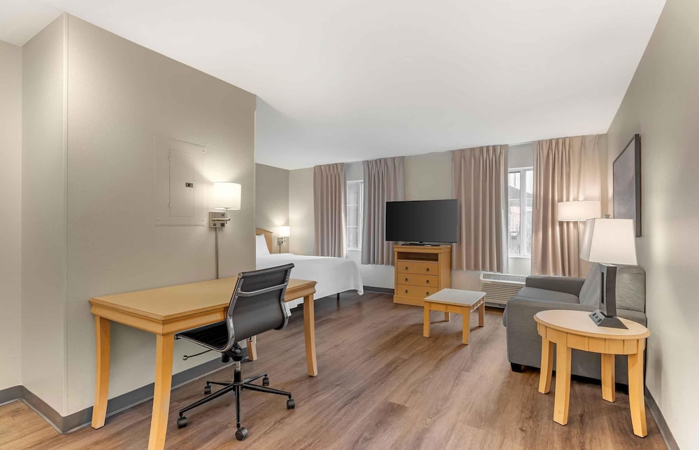 Extended Stay America-Orlando-Convention Ctr-Universal Blvd 32/46