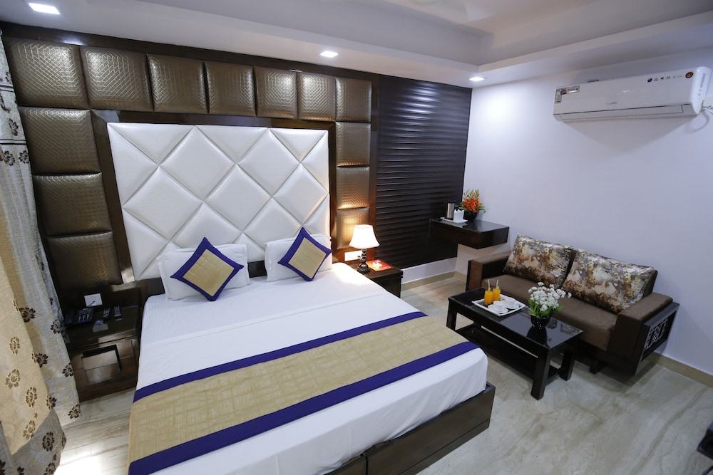 HOTEL DELHI PRIDE 13/42