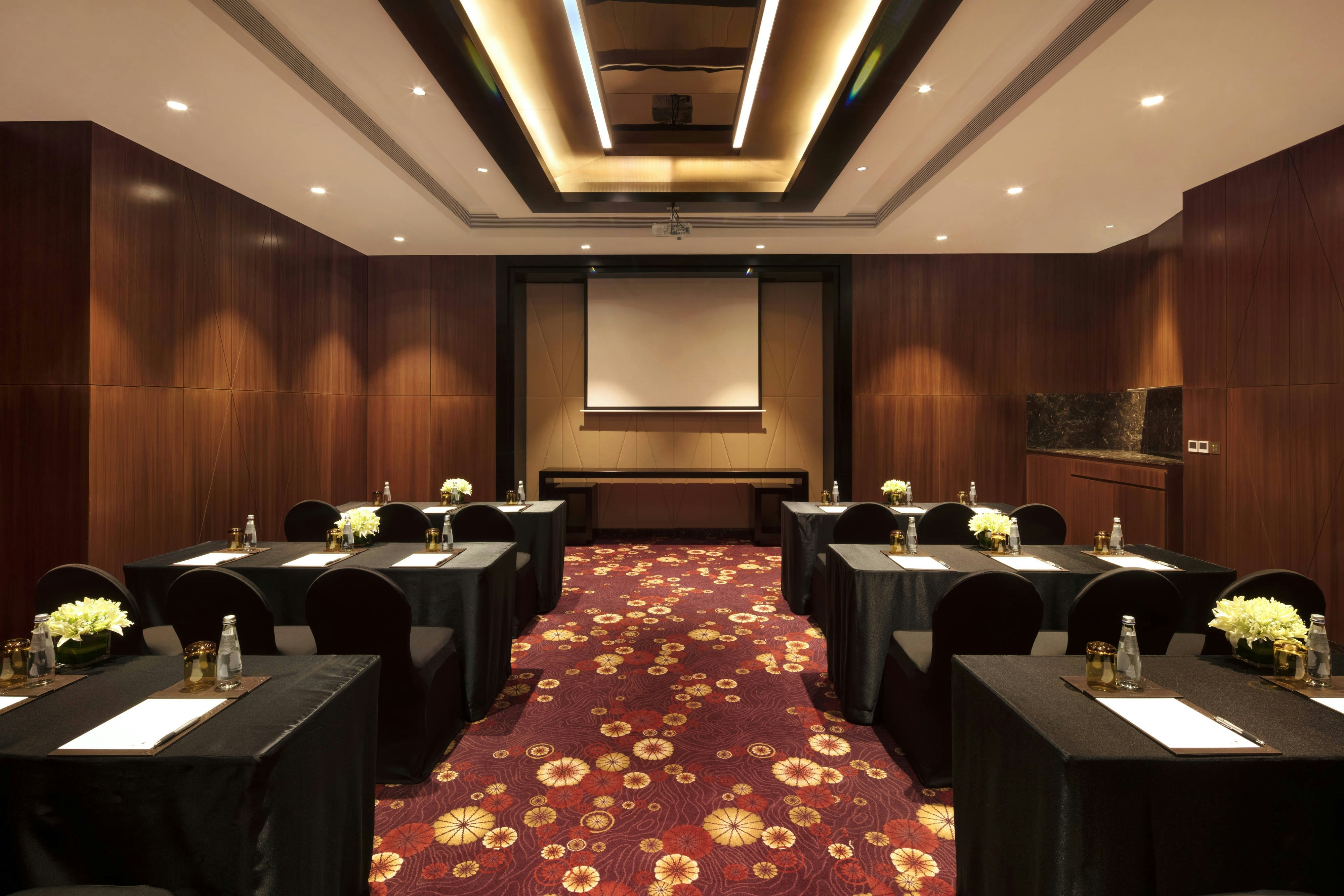 Jw Marriott Hotel Mumbai Sahar 34/40