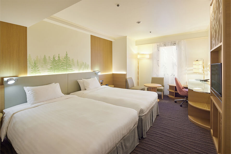 Moderate, Single, Twin Beds