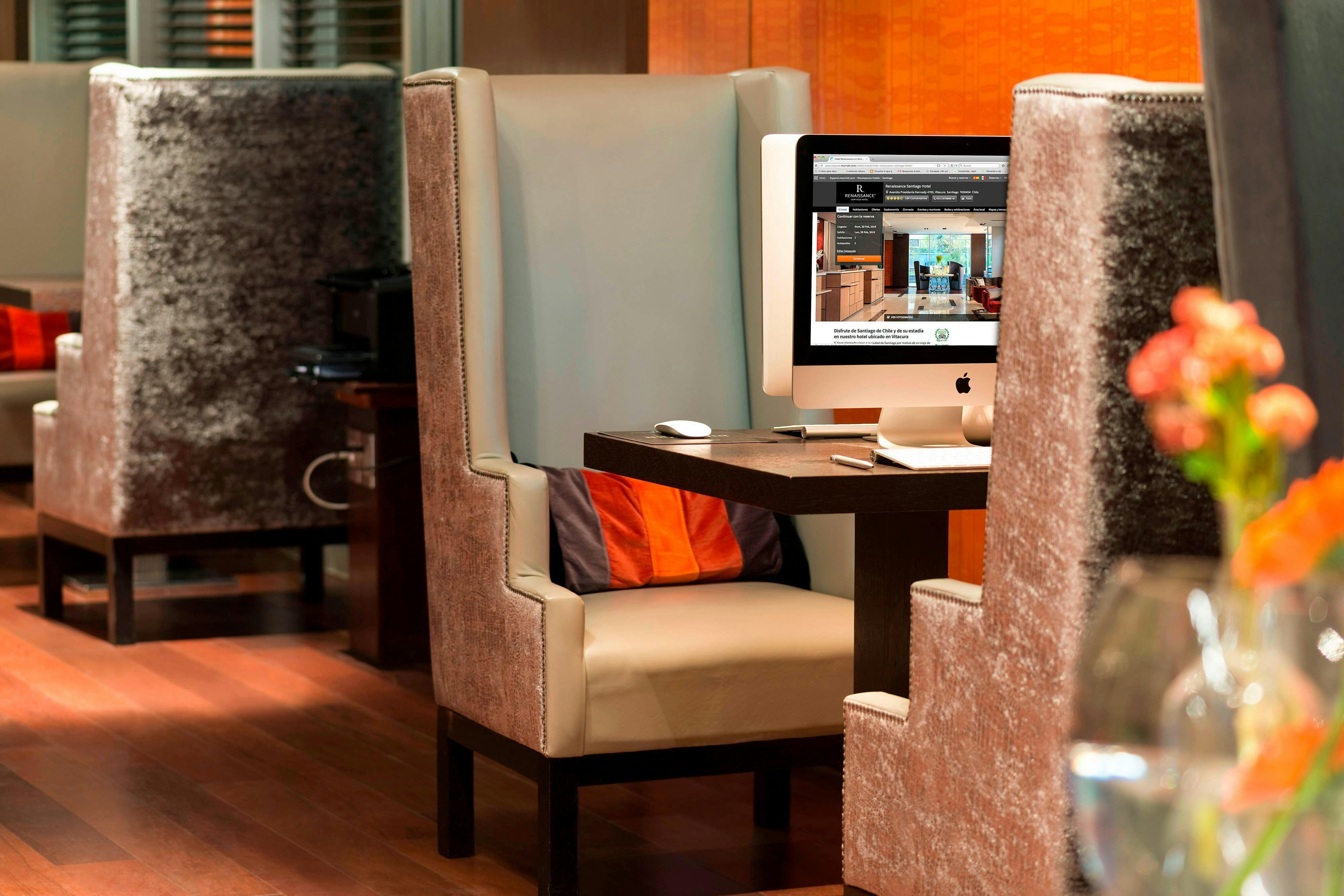 Renaissance Santiago Hotel 58/62