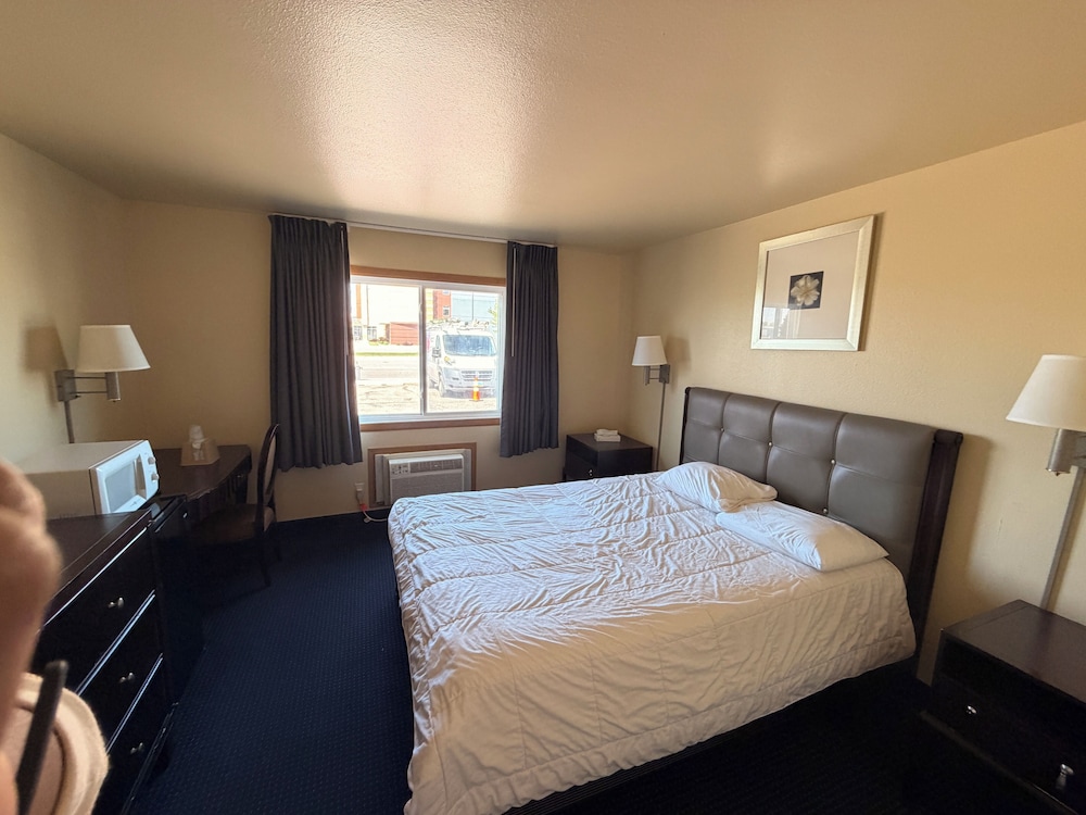 East Grand Inn Grand Forks ND I 29 26/64