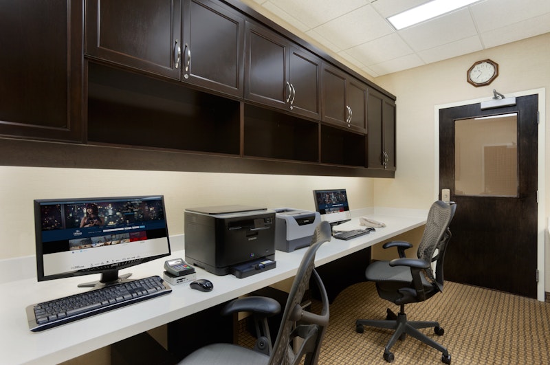 Hilton Garden Inn Edmonton International Airport 6/8