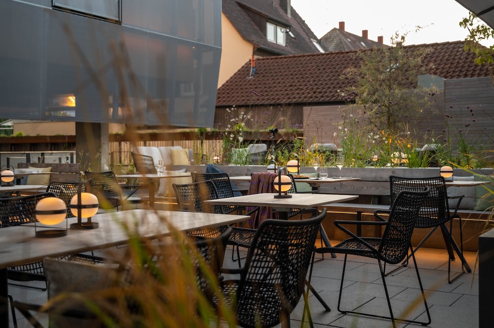Hotel Restaurant Maier 57/76