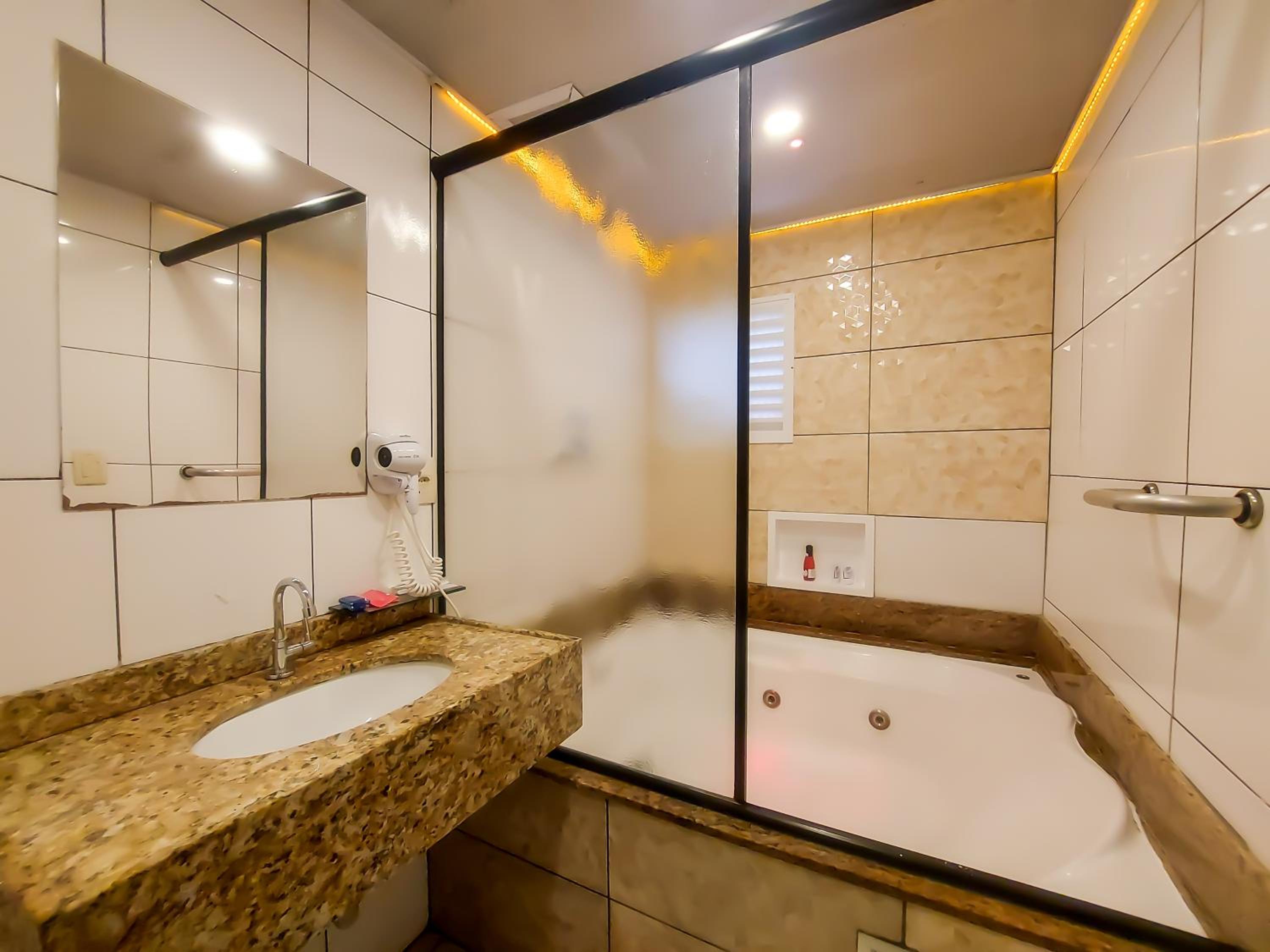 Adrenalina Hotel - Adults Only 45/51