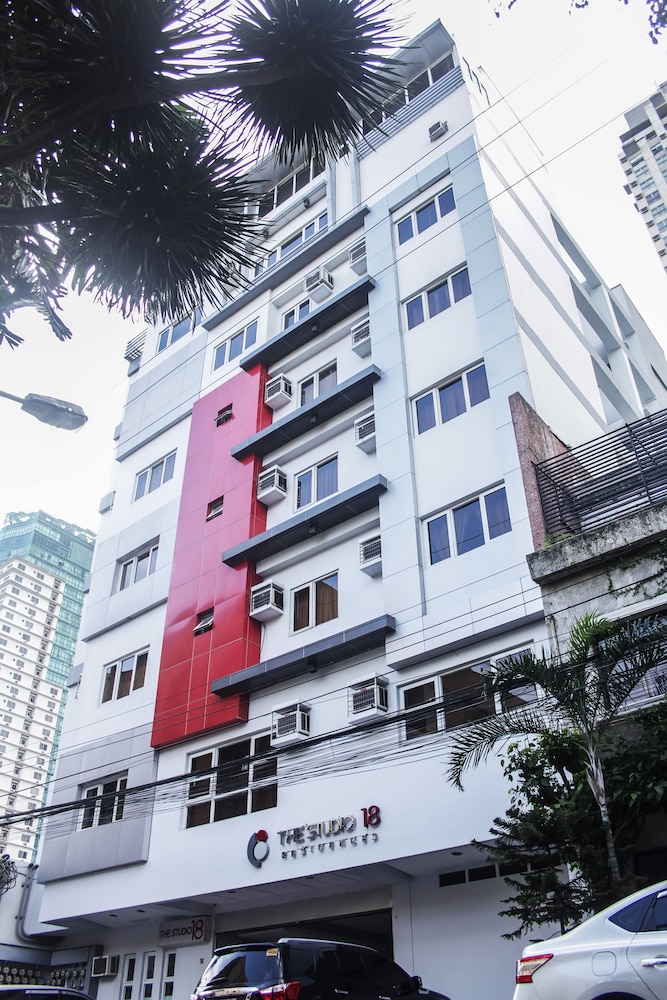 The Studio 18 Residences 8/47