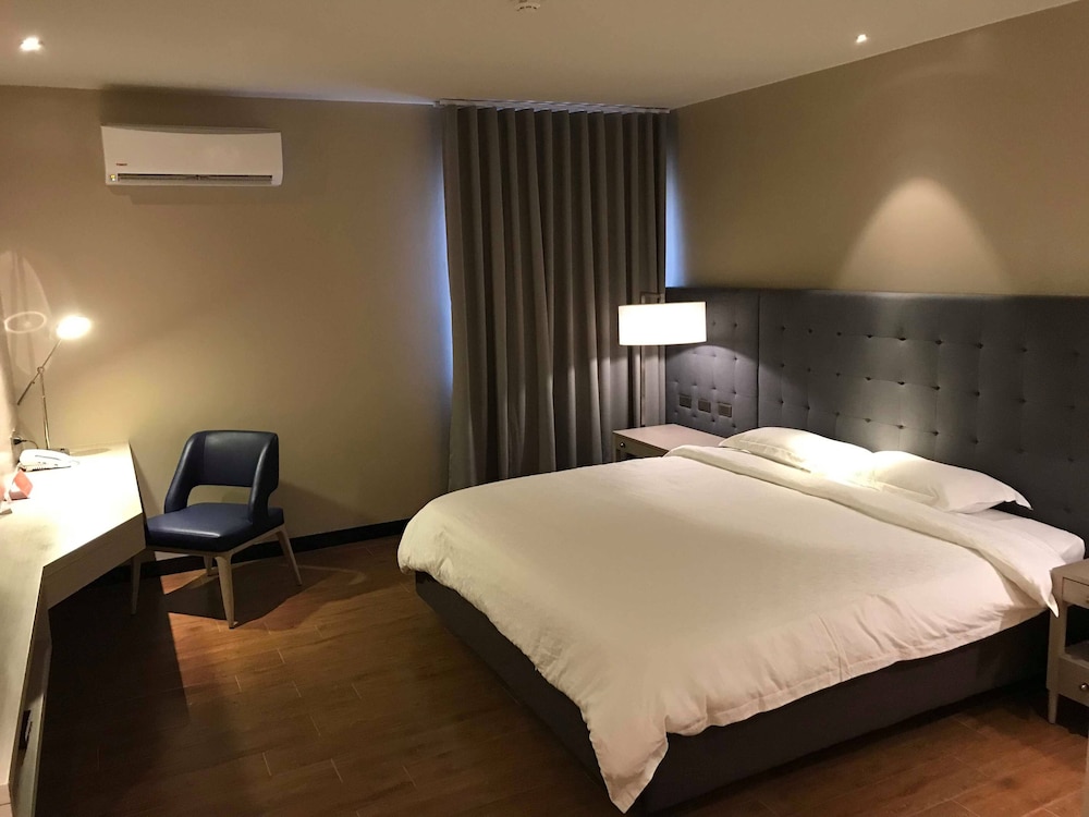 Subic Bay Travelers Hotel Event Center 10/24