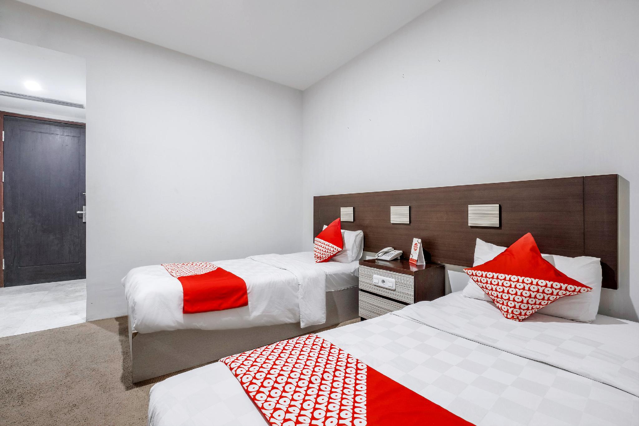 Townhouse Oak near Losari Beach formerly Lynt Hotel Makassar 11/32