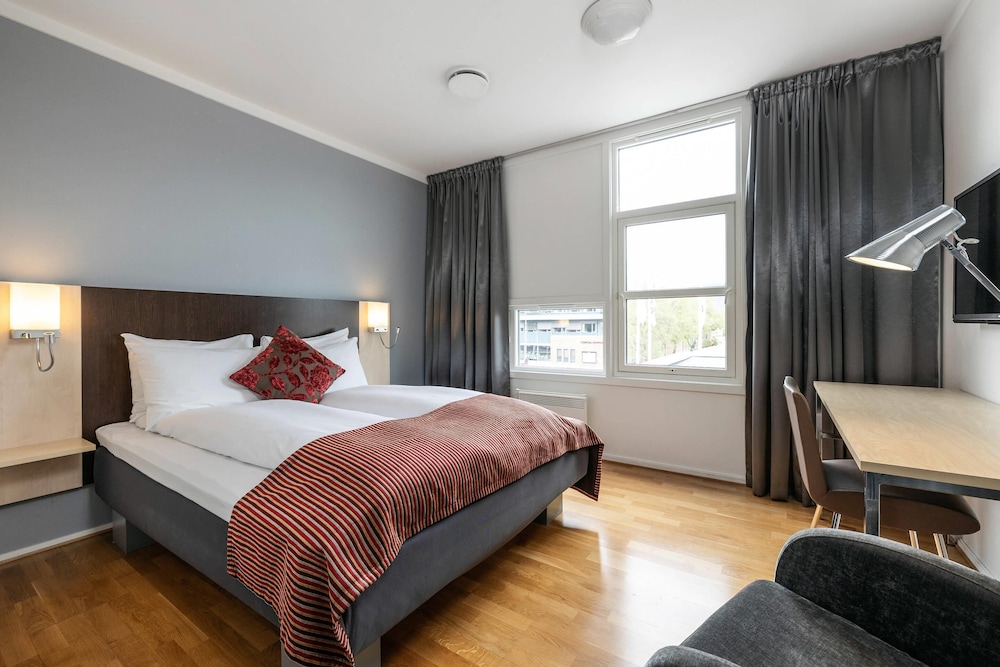 Compact, Double Bed