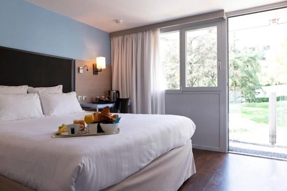 KYRIAD LYON SUD - SAINTE FOY 12/60