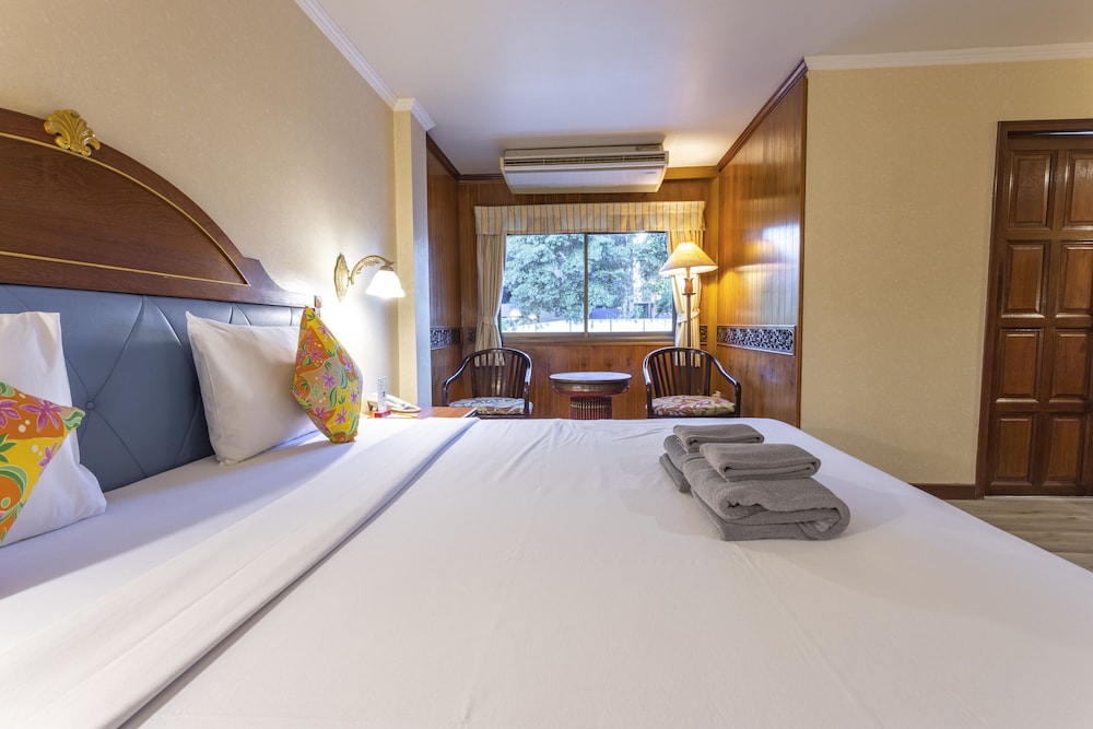 SUPERIOR, DOUBLE BED