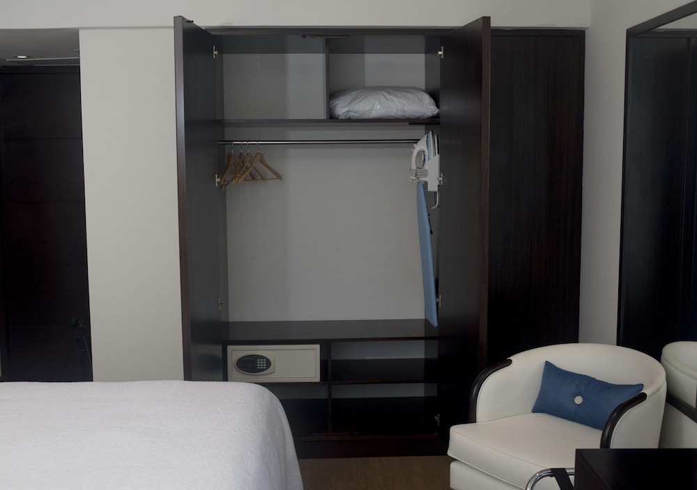 Hampton By Hilton Santa Cruz Equipetrol 35/56