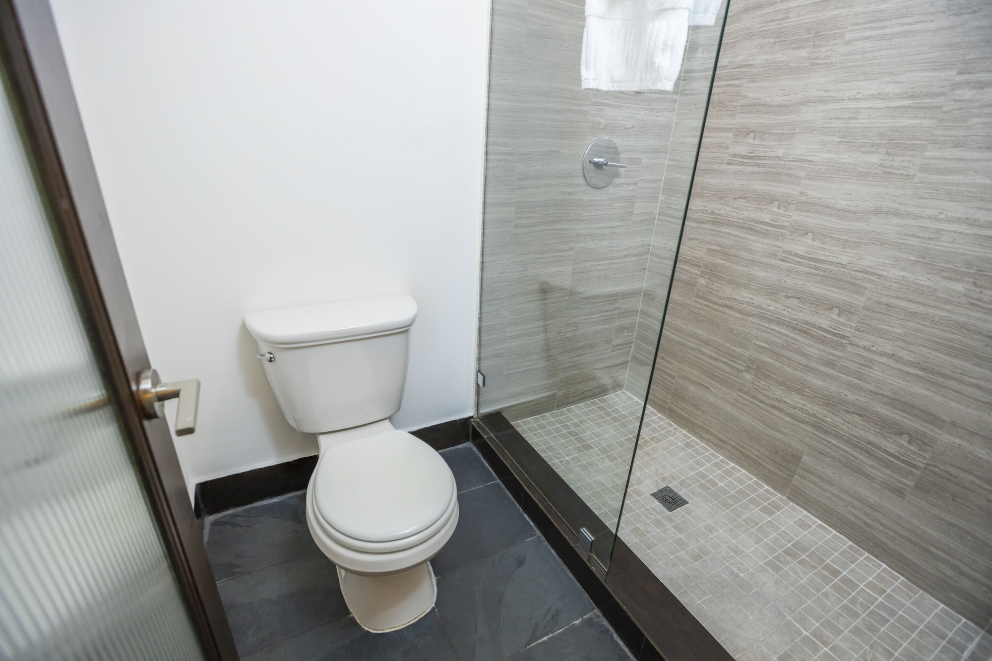 غرفة كلاسيكية بسريرين كوين، Riviera Suites South Beach 9/9