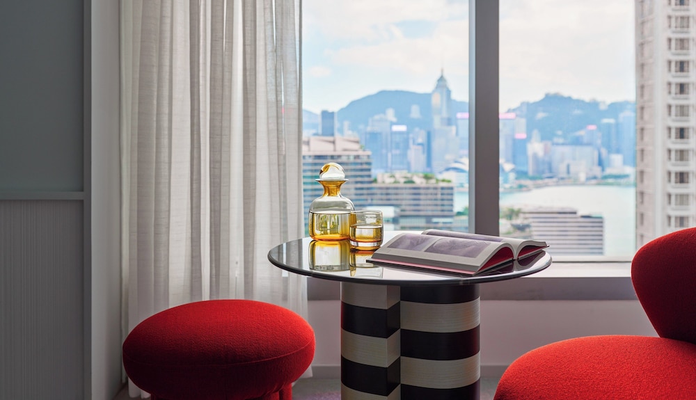 Mondrian Hong Kong 45/48