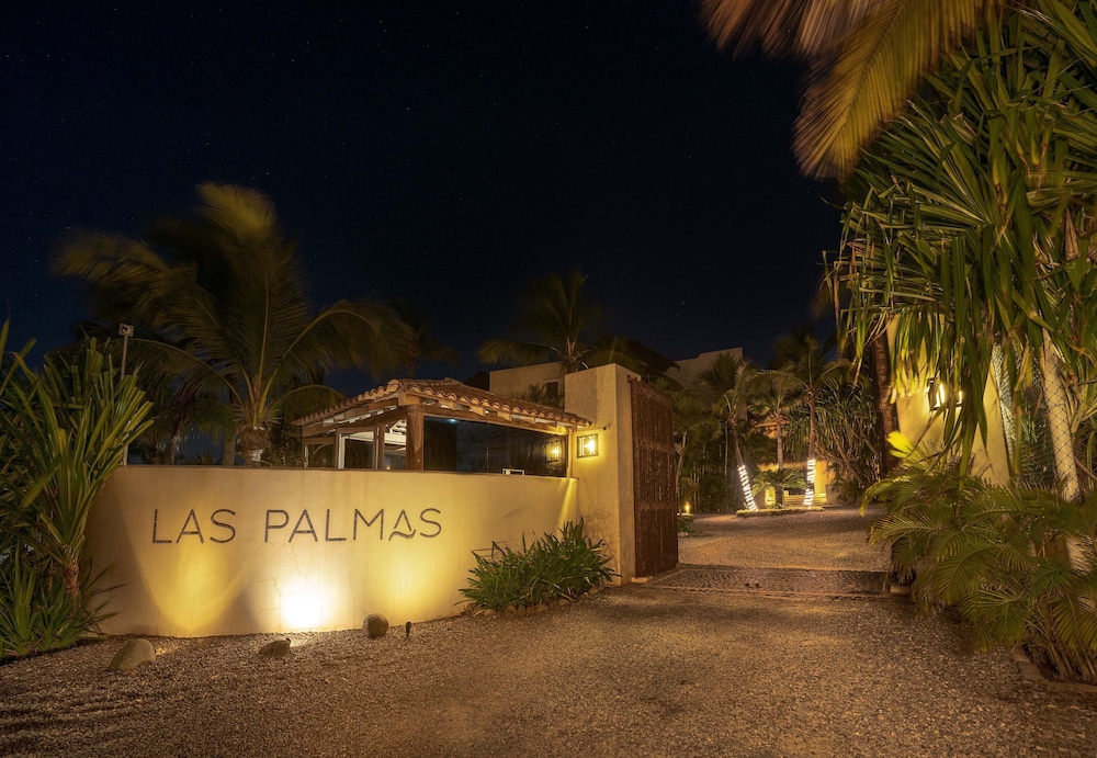Las Palmas Luxury Villas 45/50