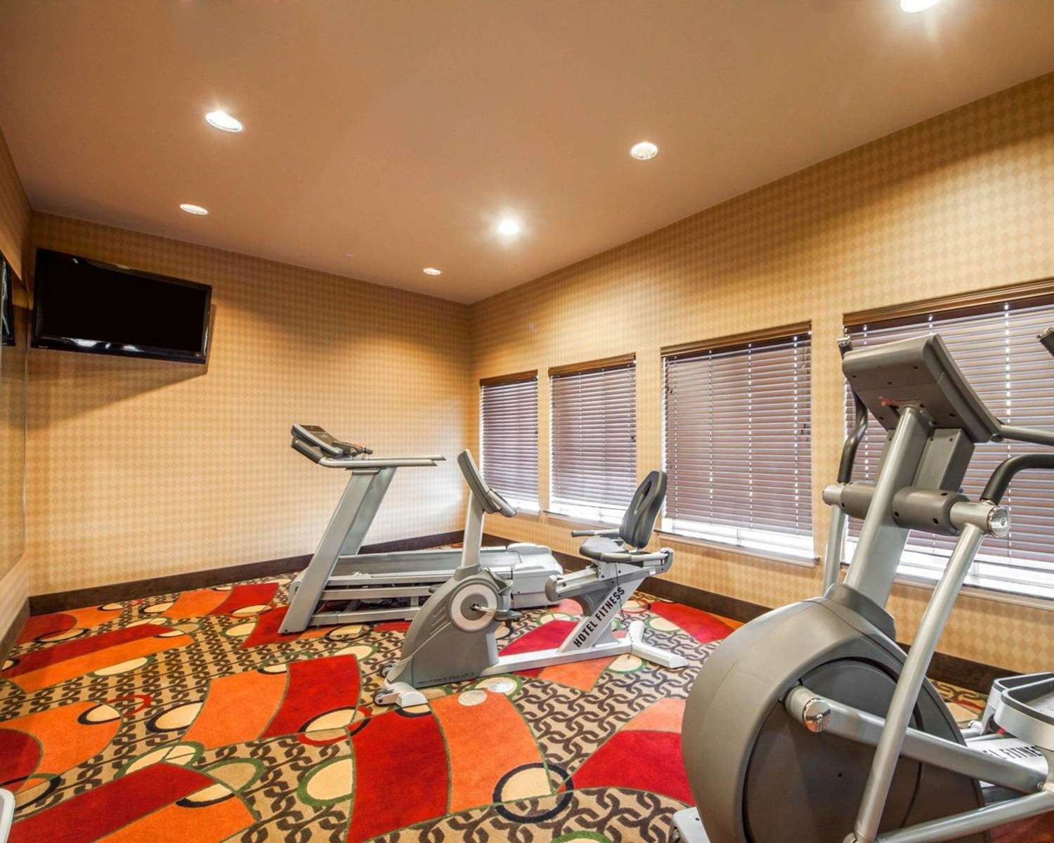 Garner Hotel Lawton Fort Sill Area by IHG 18/28