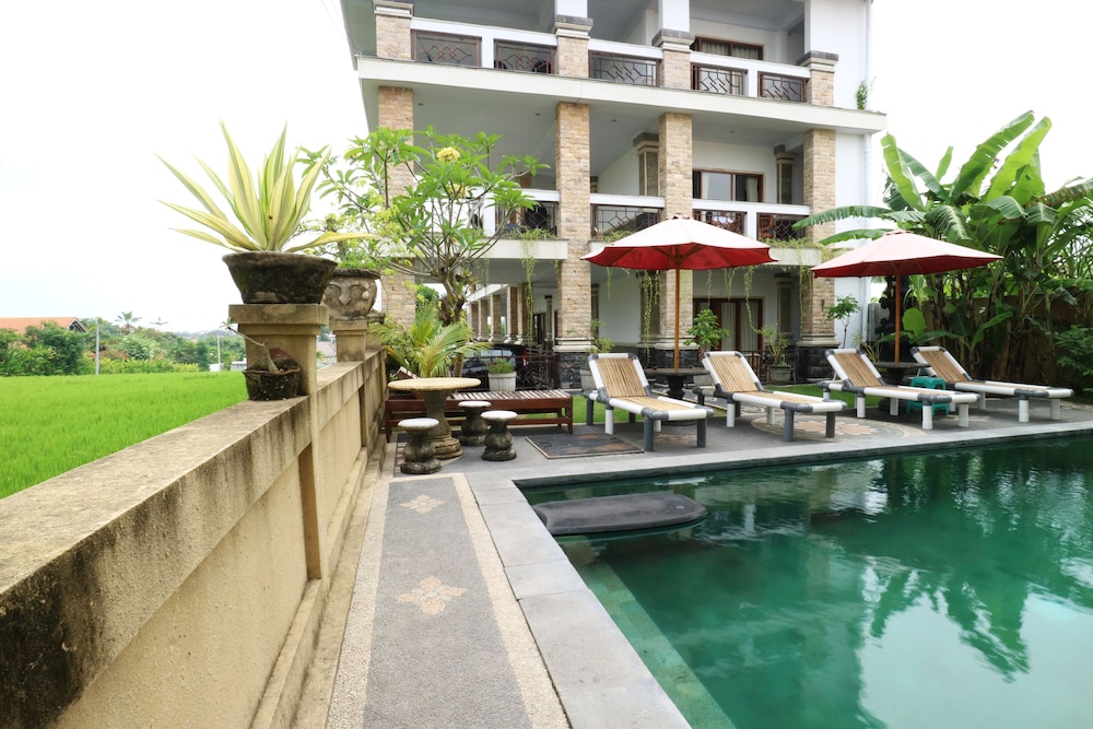 Agung Homestay 43/49