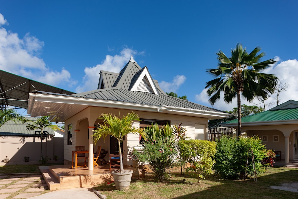 Villa Aya 2/37