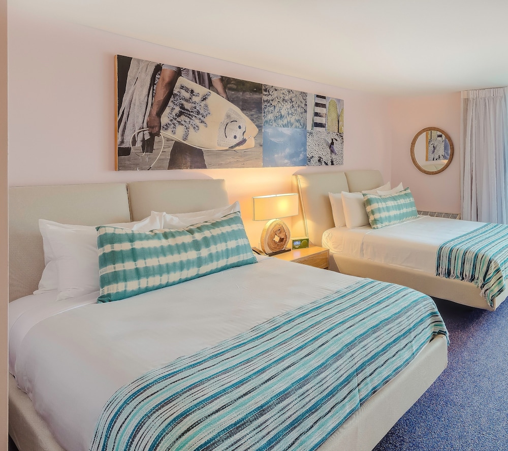 Plunge Beach Hotel 16/66