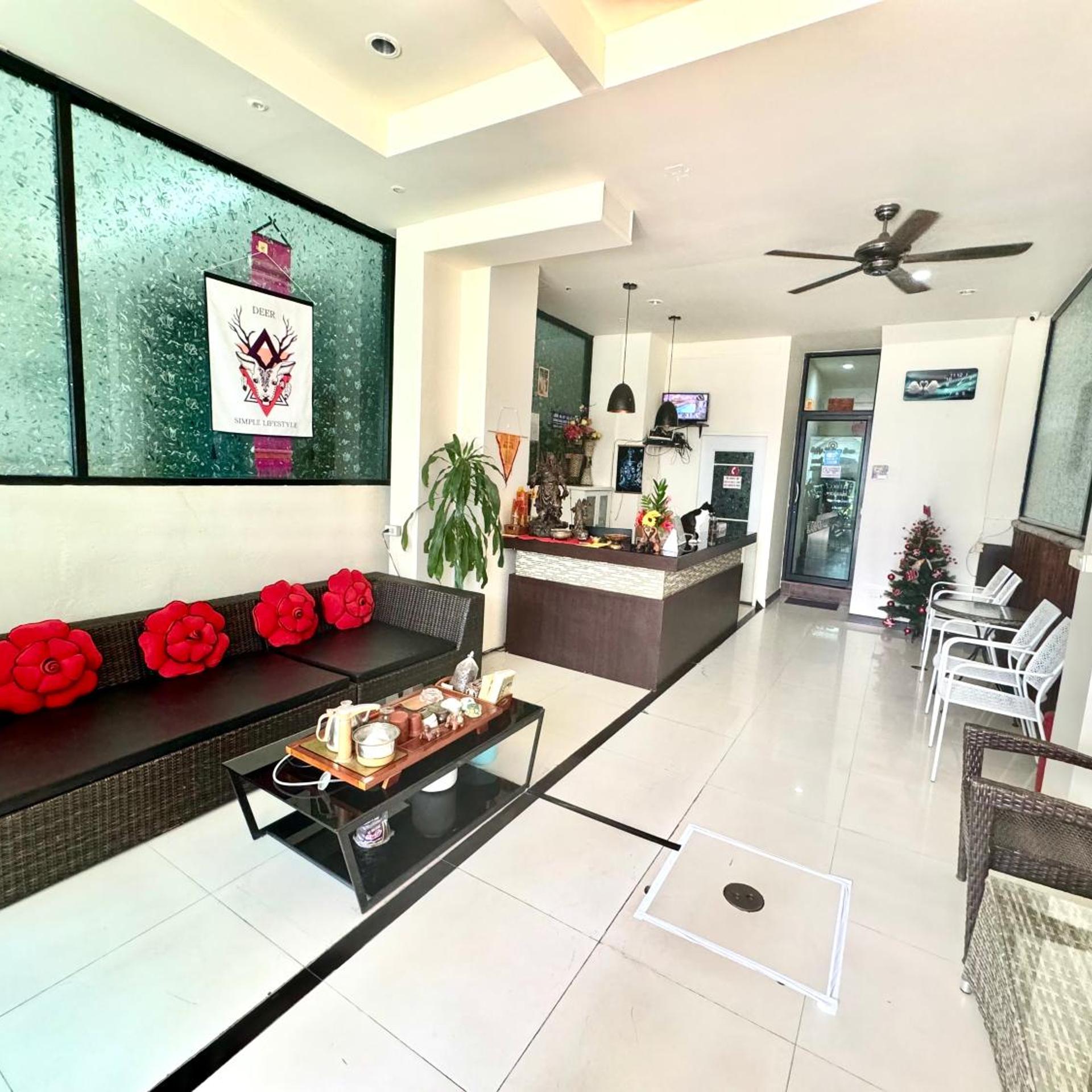 Bad Boys Guesthouse Patong 51/65