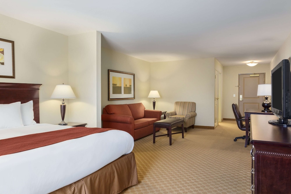 Country Inn Suites By Radisson Savannah Airport Ga 7/29