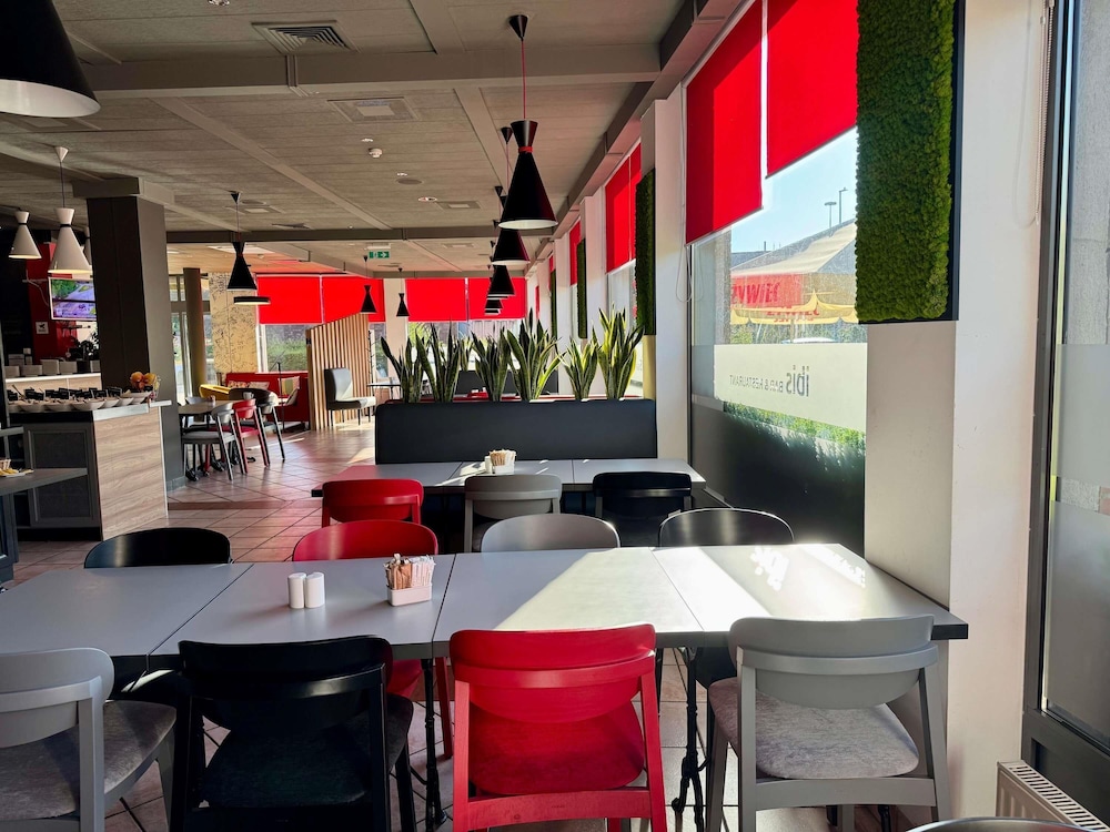 Ibis Katowice Zabrze 33/50