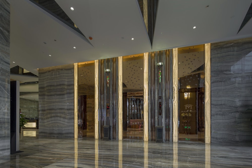 Manguo International Hotel 5/40