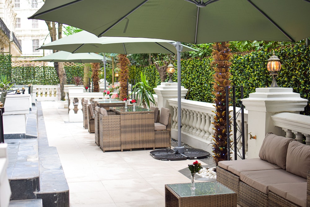 Pembridge Palace Hotel 35/50