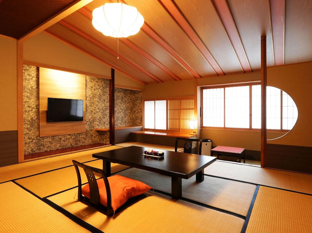 ONISHIYA SUISHOEN 39/60