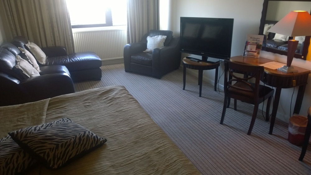 Waterside Hotel Peterhead 39/60