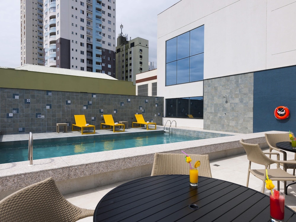 Novotel Itajai 6/52