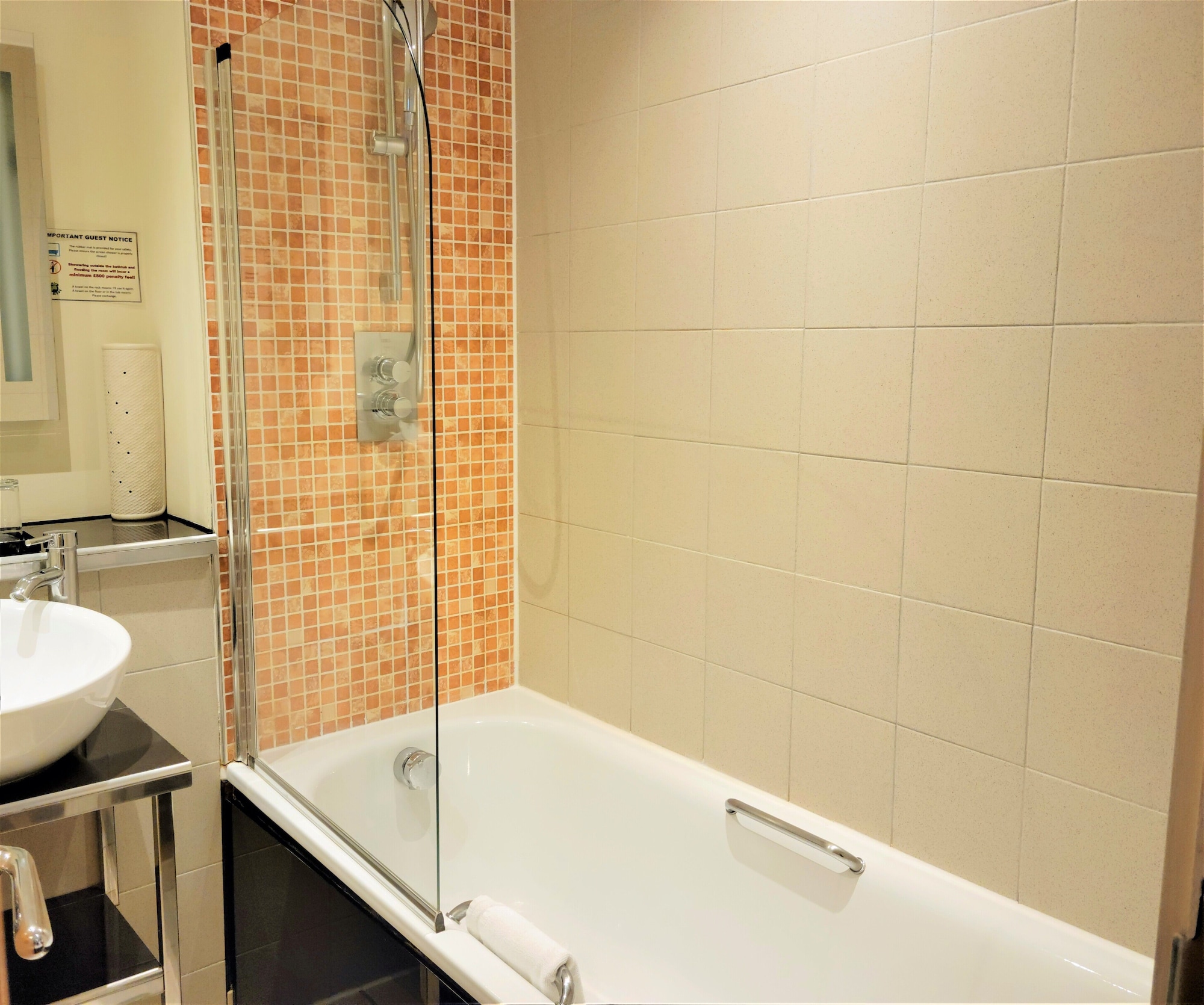 شقة ثلاثية بسرير مزدوج مع أريكة، Grand Plaza Serviced Apartments 4/6