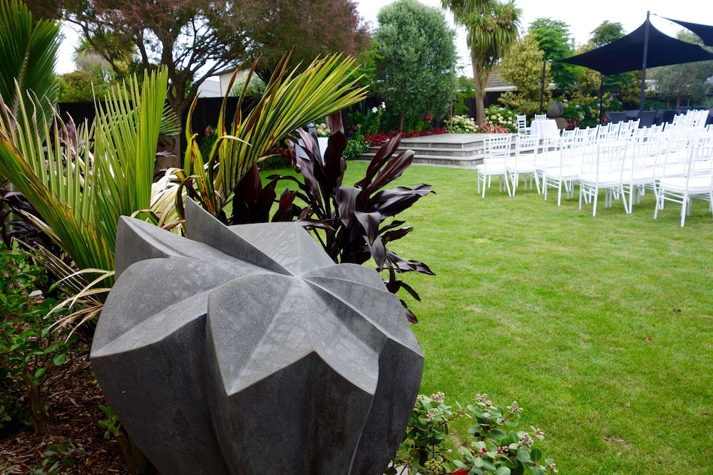 The Devon Hotel 44/50