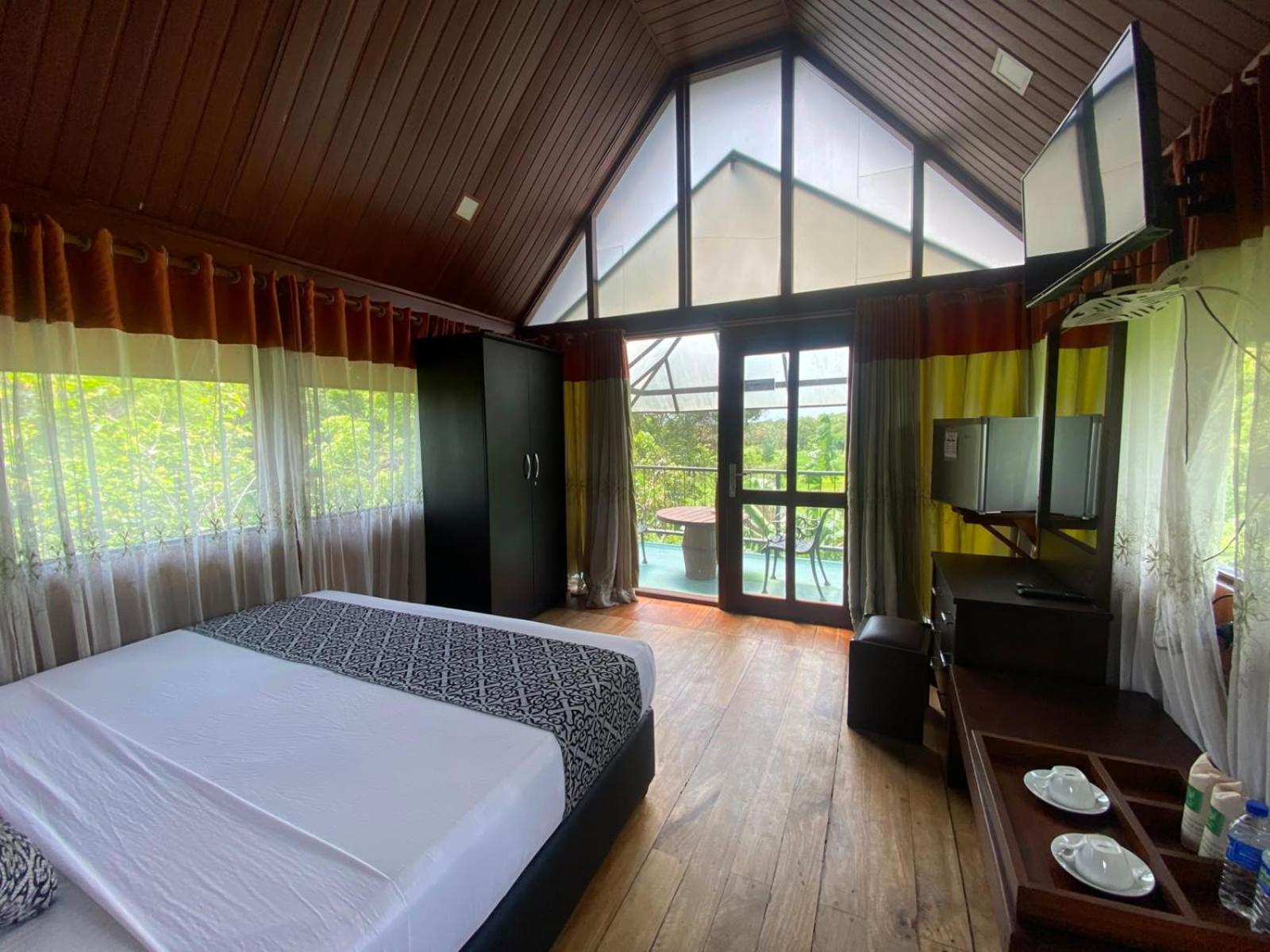Room at Nice Place Bungalows, Kandalama