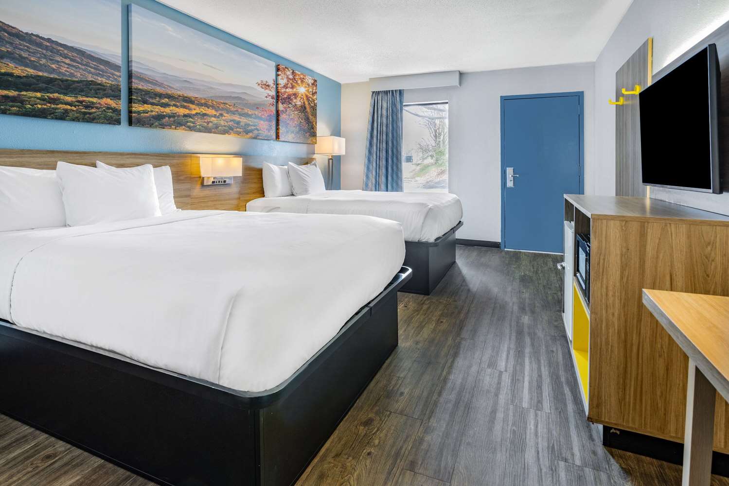 Days Inn by Wyndham Raleigh Glenwood Crabtree 16/52