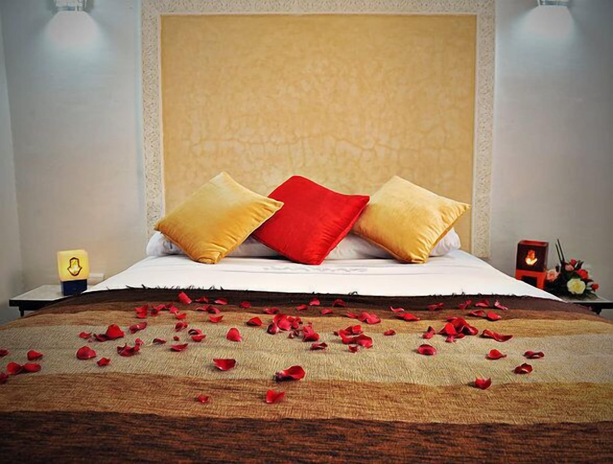FAMILY SUITE, QUEEN AND TWIN BEDS, GROUND FLOOR