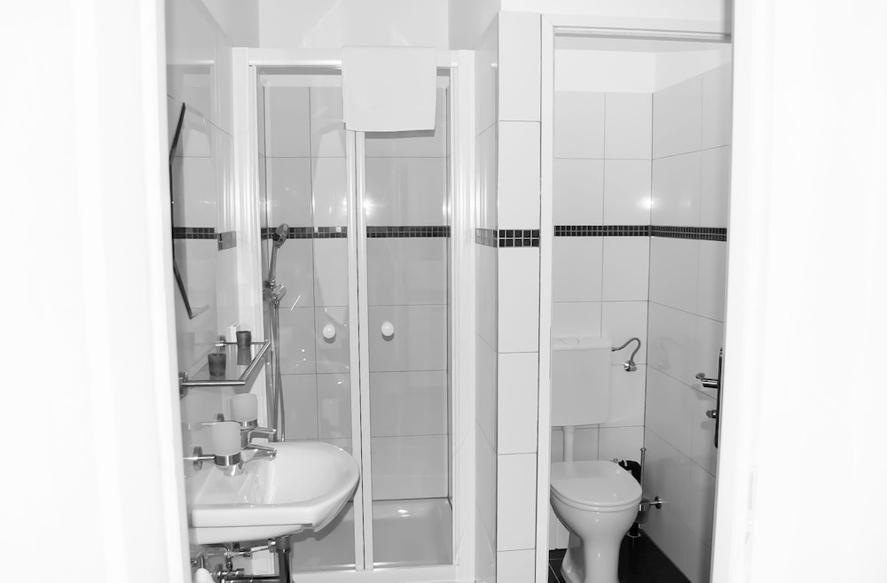 Royal Resort Apartments Westbahnhof 36/42