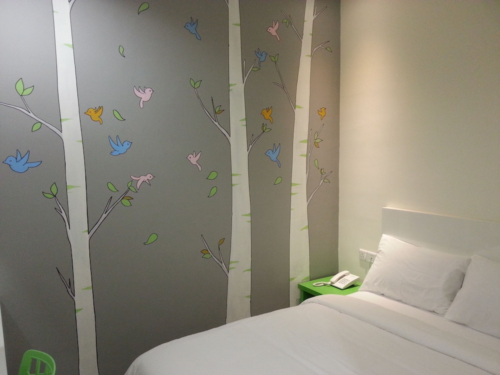 Hotel Strawberry Fields 17/48