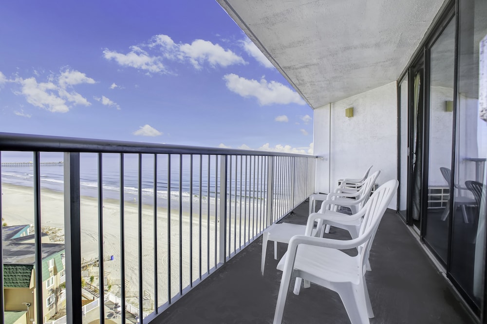 Sands Ocean Club Resort 56/59