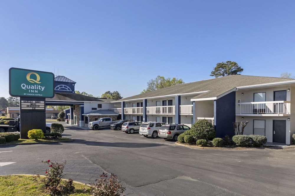Quality Inn Newberry 26/33