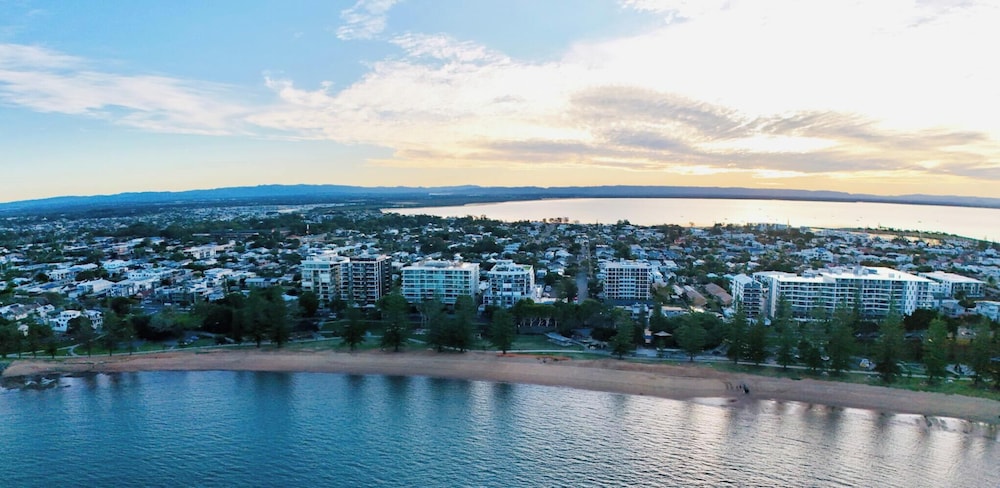 SCARBOROUGH BEACH RESORT 67/72