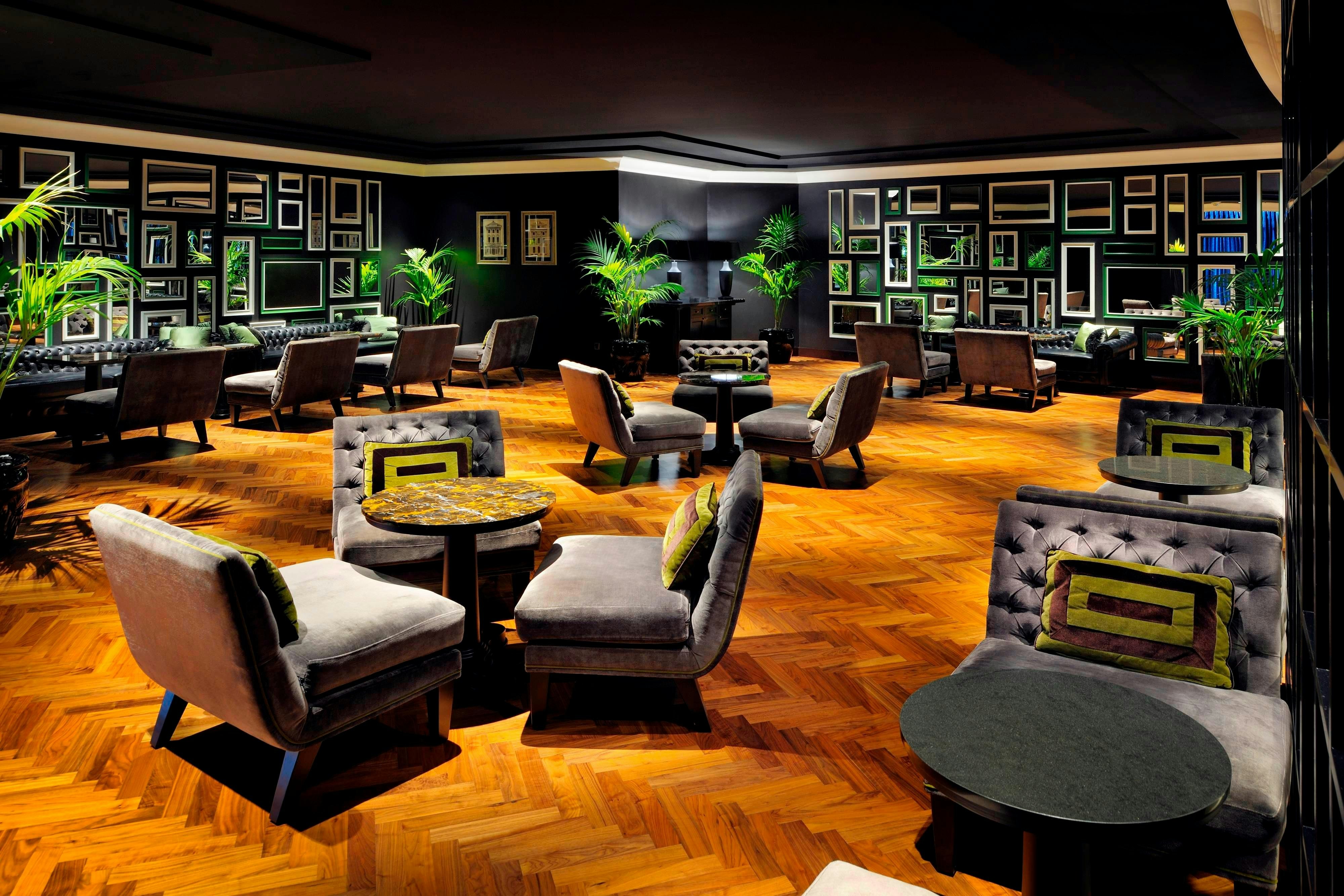 JW Marriott Marquis Hotel 42/79