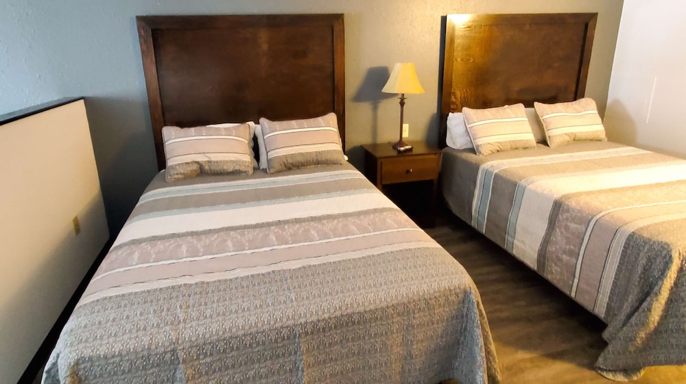 Jasper Ridge Inn Ishpeming 14/75