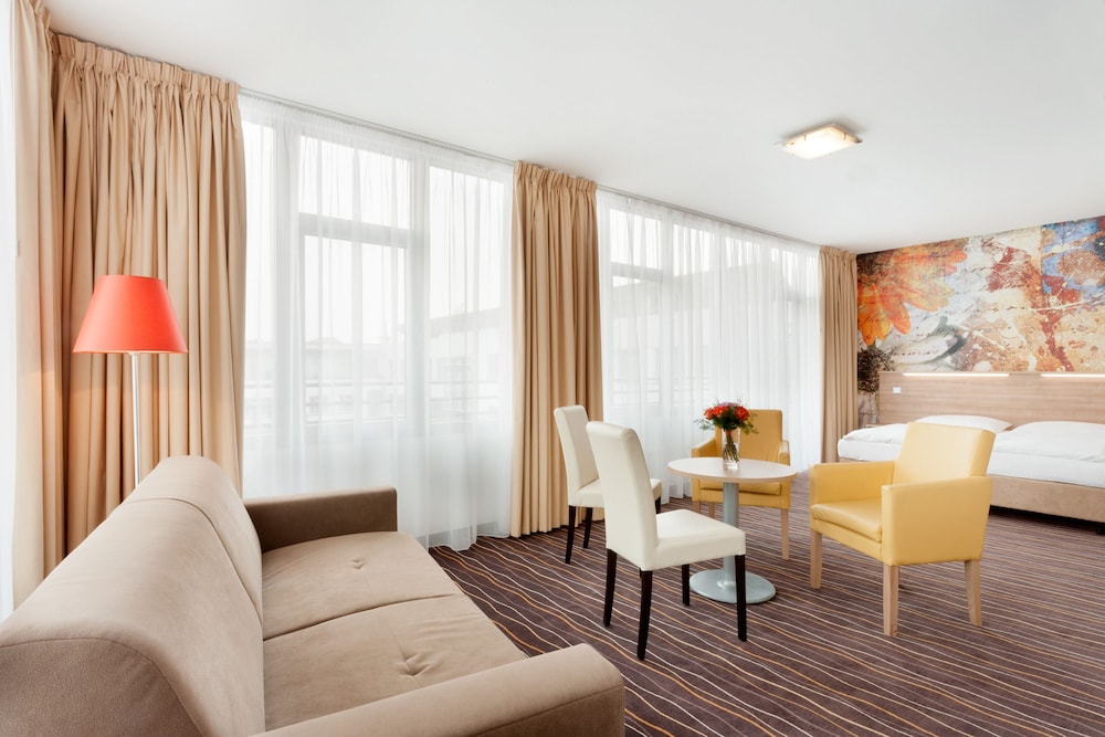 Akcent Hotel 40/67