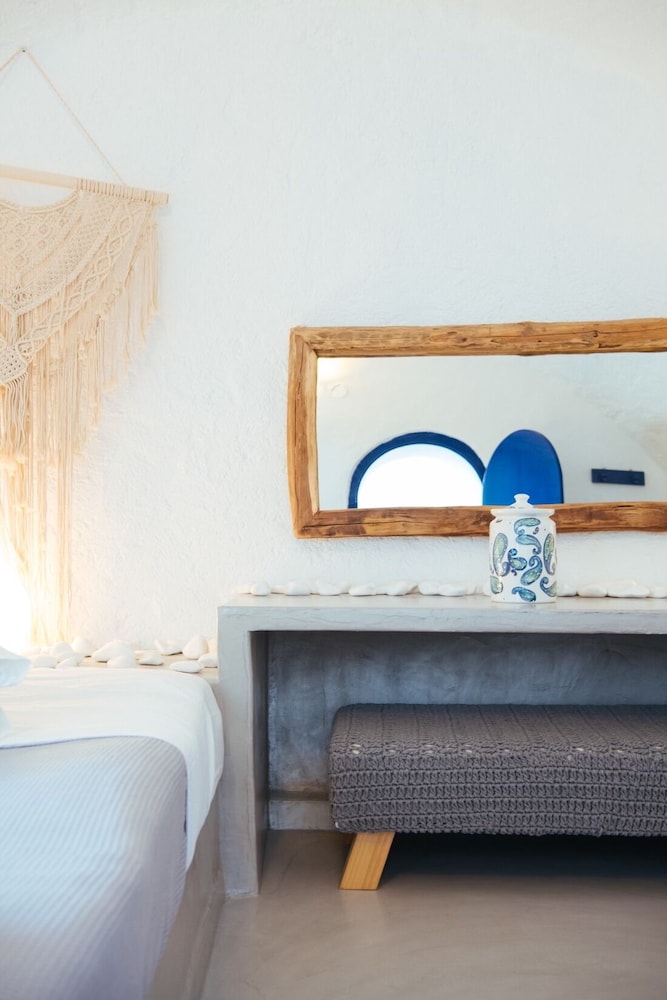 Blu Blanco Cave House 47/47