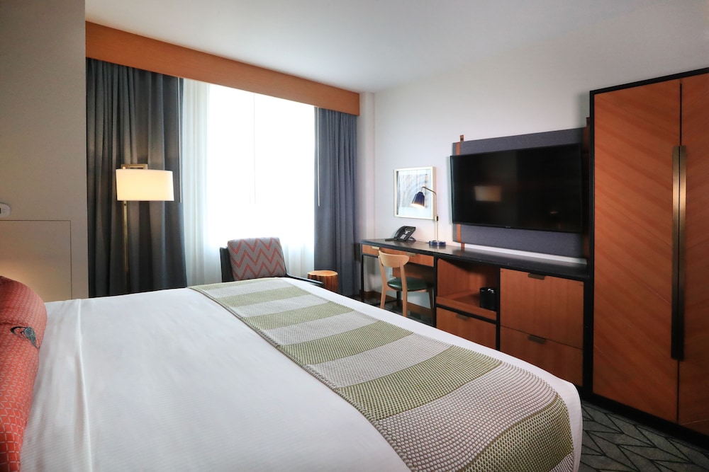 Emerald Queen Hotel and Casino - Tacoma 16/50