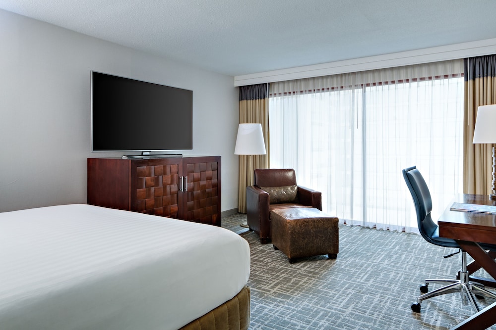 Hyatt Regency San Antonio Riverwalk 32/83